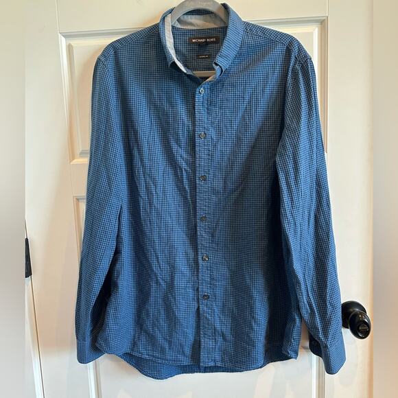 Michael Kors Men’s Classic Fit Button Down Dress shirt - Picture 1 of 3